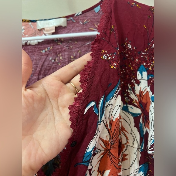 ⚪️ Band of Gypsies Elegant Burgundy Floral Wrap Mini Dress Size Large - Picture 3 of 9